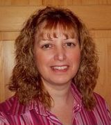 Profile picture for Kim Perry
