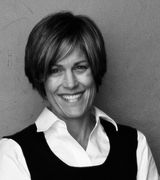 Profile picture for Betsy Simmons