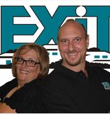 Profile picture for Curtis Davis Susan Tiffin