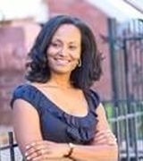 Profile picture for Lorielle Akintunde