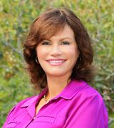 Profile picture for Laura Wucher