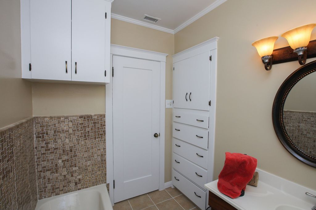 Traditional Full Bathroom with Bathtub, Undermount sink, Corian counters, Standard height, drop in bathtub, Flush, Full Bath