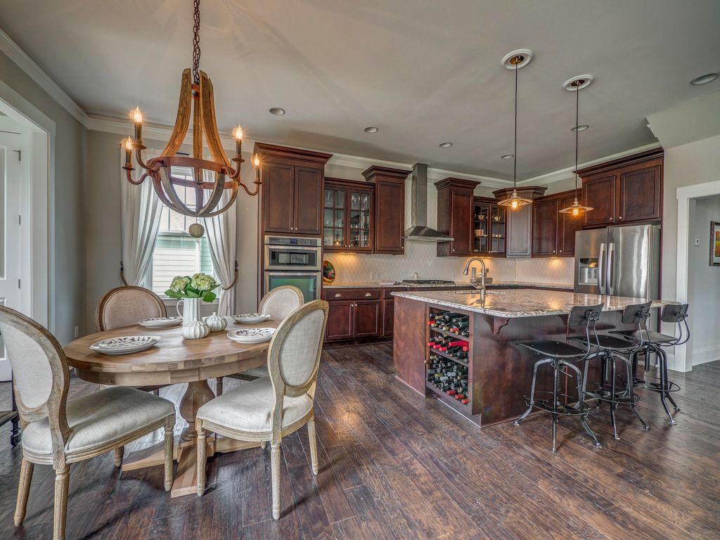 [Image: ISla2vkjq81zj81000000000.jpg]