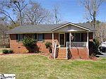 459 Lakeview Dr, Laurens, SC