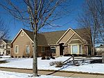 1618 Legend Cir, Waukesha, WI