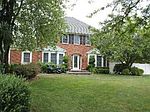 42 Whitebirch Ln, Commack, NY