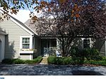 2038 Meadow Gln, Wyomissing, PA