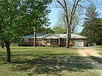 1313 Clover Ln, Albany, GA