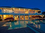 7 Meadow Creek Ct, East Islip, NY