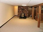 527 Donna Dr, Bath, PA