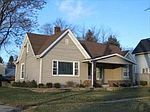 507 W Blackman St, Harvard, IL