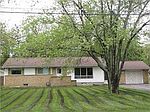 3260 Stony Point Rd, Grand Island, NY