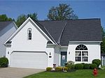 702 Jonquil Ln, Madison, OH