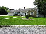 1555 Stevenson Rd, Hewlett, NY