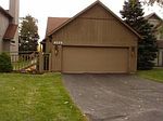 4225 White Ash Rd, Crystal Lake, IL