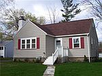 93 Cabot Rd, Rochester, NY
