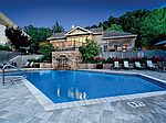 100 Pinhurst Dr, Atlanta, GA
