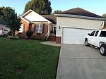 113 Flagstar Ct, Fountain Inn, SC