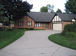 45814 Hecker Dr, Utica, MI