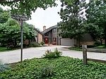 1221 35th St, Downers Grove, IL