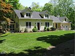 2445 Congress St, Fairfield, CT