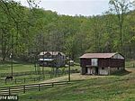 10136 Lewis Ln, Marshall, VA