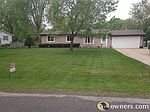 1222 Larkdale Ln, Elkhorn, WI