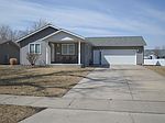 319 N H St, Oskaloosa, IA