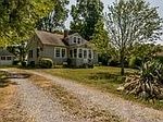 44 Doris Ave FL 2, Northport, NY