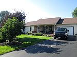 8 Casewood Dr, Wilson, NY