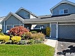 255 River Dr, Moriches, NY