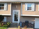 6603 Royal Pkwy S, Lockport, NY