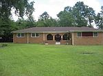 33 Pine Forest Dr, Valdosta, GA