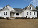 8400 Highland Glen Dr, Chesterfield, VA