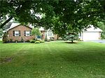 840 Stolle Rd, Elma, NY