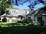 7 Edgewood Cir, Albany, NY