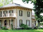 25 E Walnut St, Jefferson, OH