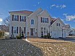 19 Woodstork Dr, Mount Sinai, NY