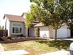 821 Youngsdale Dr, Vacaville, CA