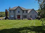 658 N Sandbranch Rd, Mount Hope, WV