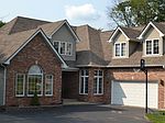 15 W Lexington Cir, Yorkville, IL