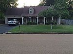 655 Forestdale Dr, Collierville, TN