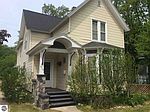828 S Union St, Traverse City, MI