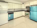 NE 80th St, Miami, FL