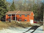 120 Darnell Dr, Beaver, WV