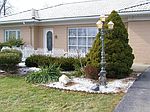 N Buhl Farm Dr, Hermitage, PA