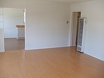 8409 Ventura Canyon Ave APT 4, Panorama City, CA