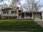 910 Dawn Ct, Dekalb, IL