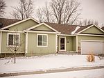 109 Linn Ct, Glenwood, IA