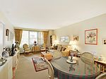305 E 40th St APT 8Y, New York, NY